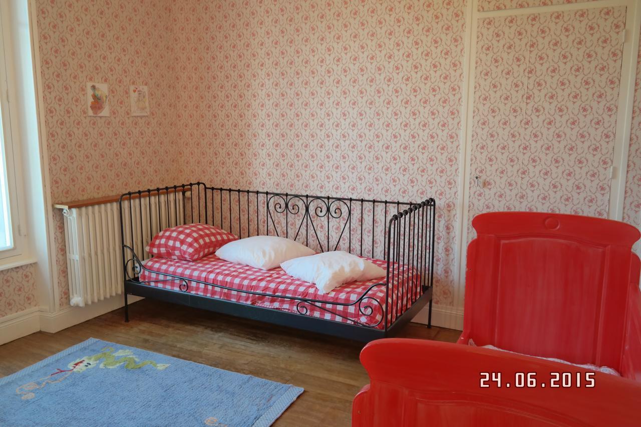 Holiday Home Villa Castel Marie Louise Néris-les-Bains المظهر الخارجي الصورة