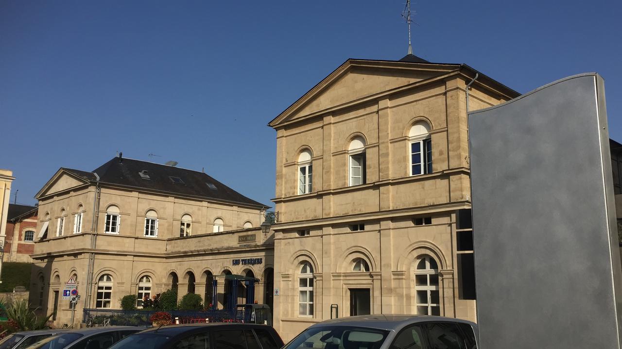 Holiday Home Villa Castel Marie Louise Néris-les-Bains المظهر الخارجي الصورة